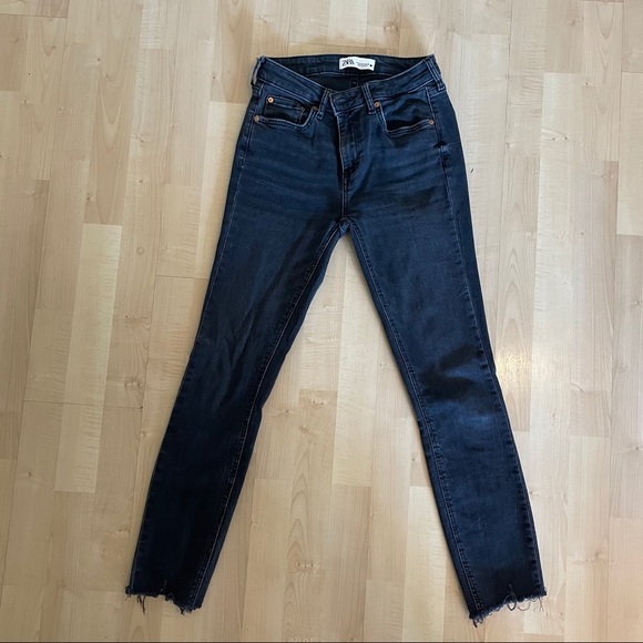 Zara black skinny jeans with frayed ankle